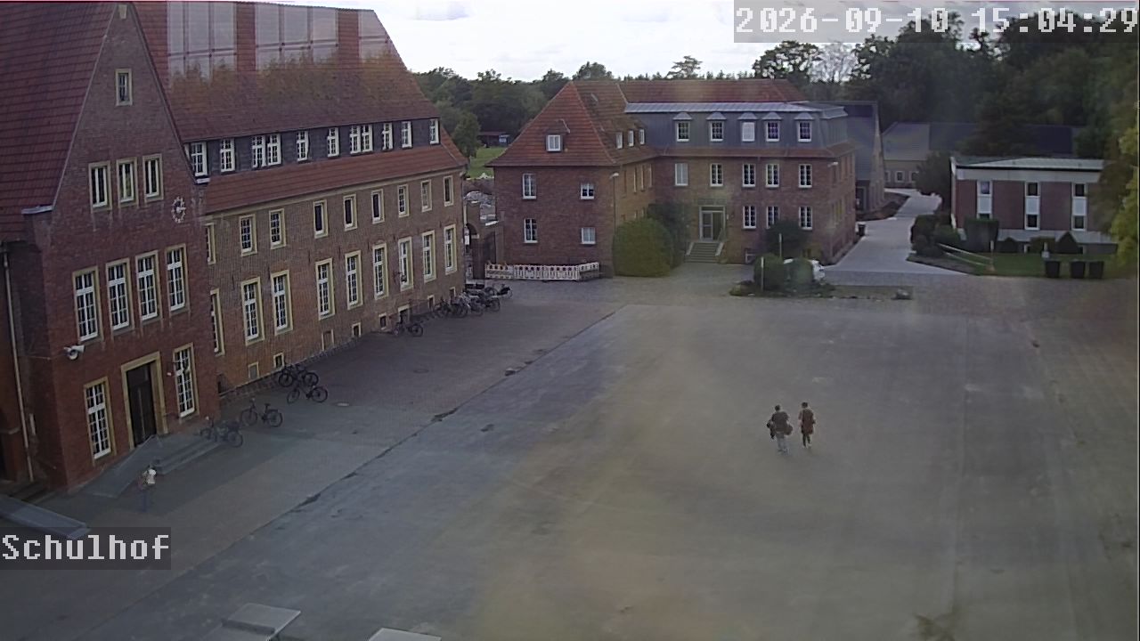 Webcam Schulhof 15:04