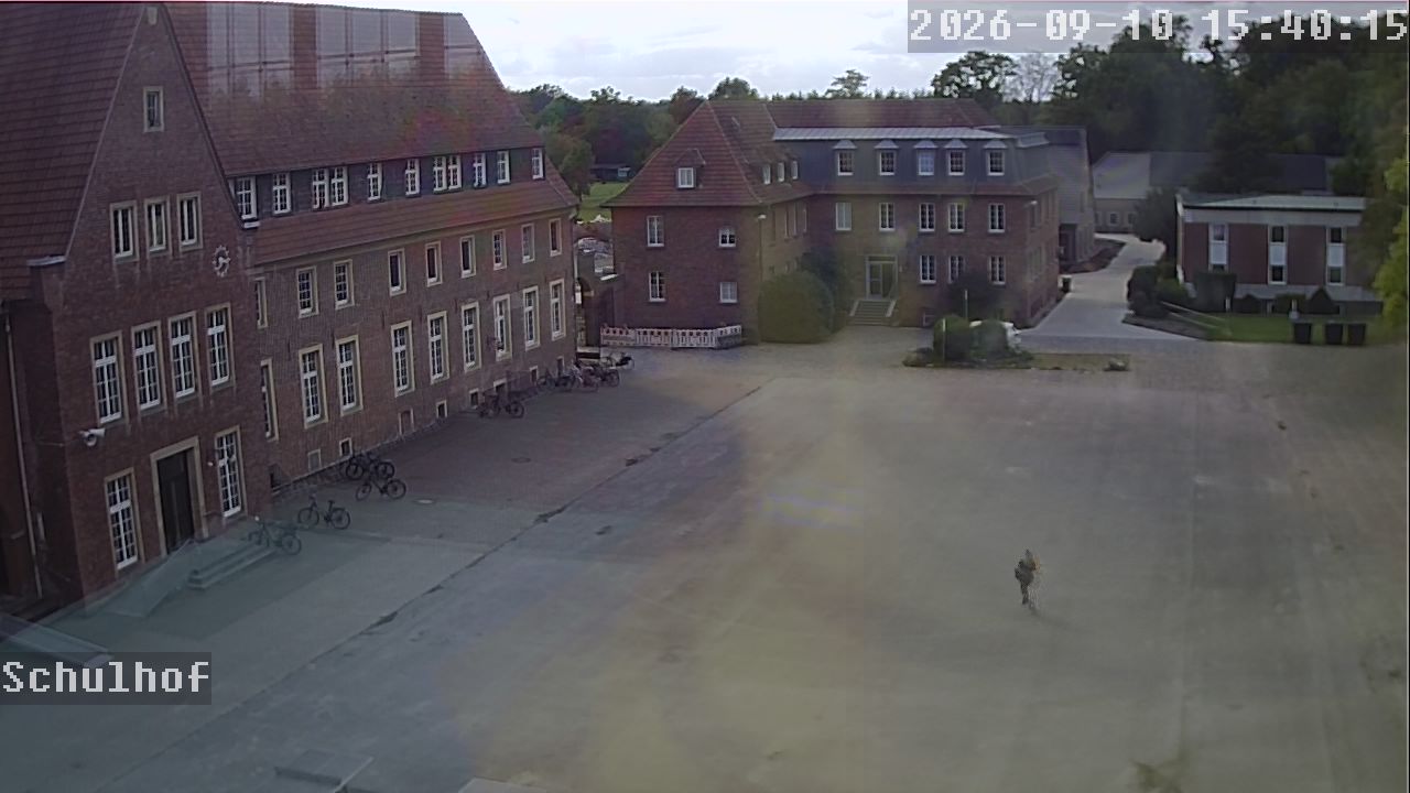 Webcam Schulhof 15:40