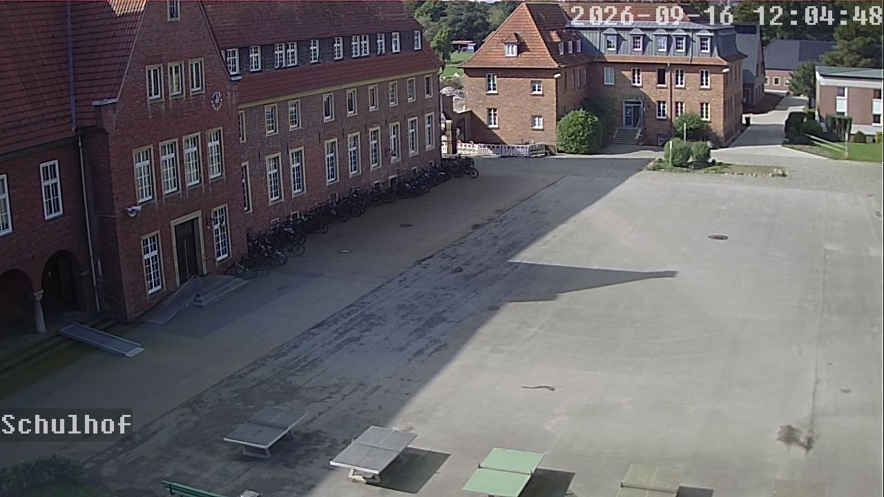 Webcam Schulhof 12:04