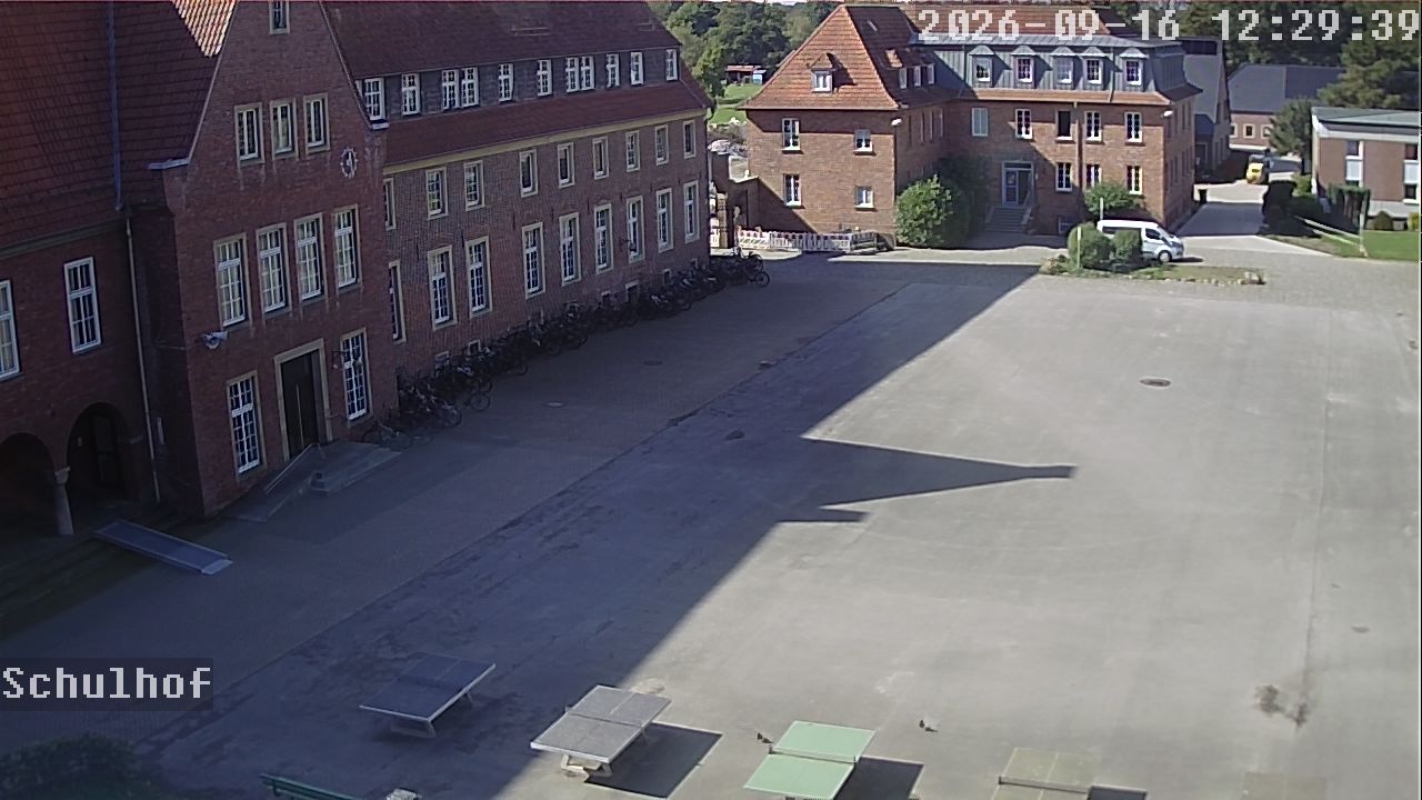 Webcam Schulhof 12:29