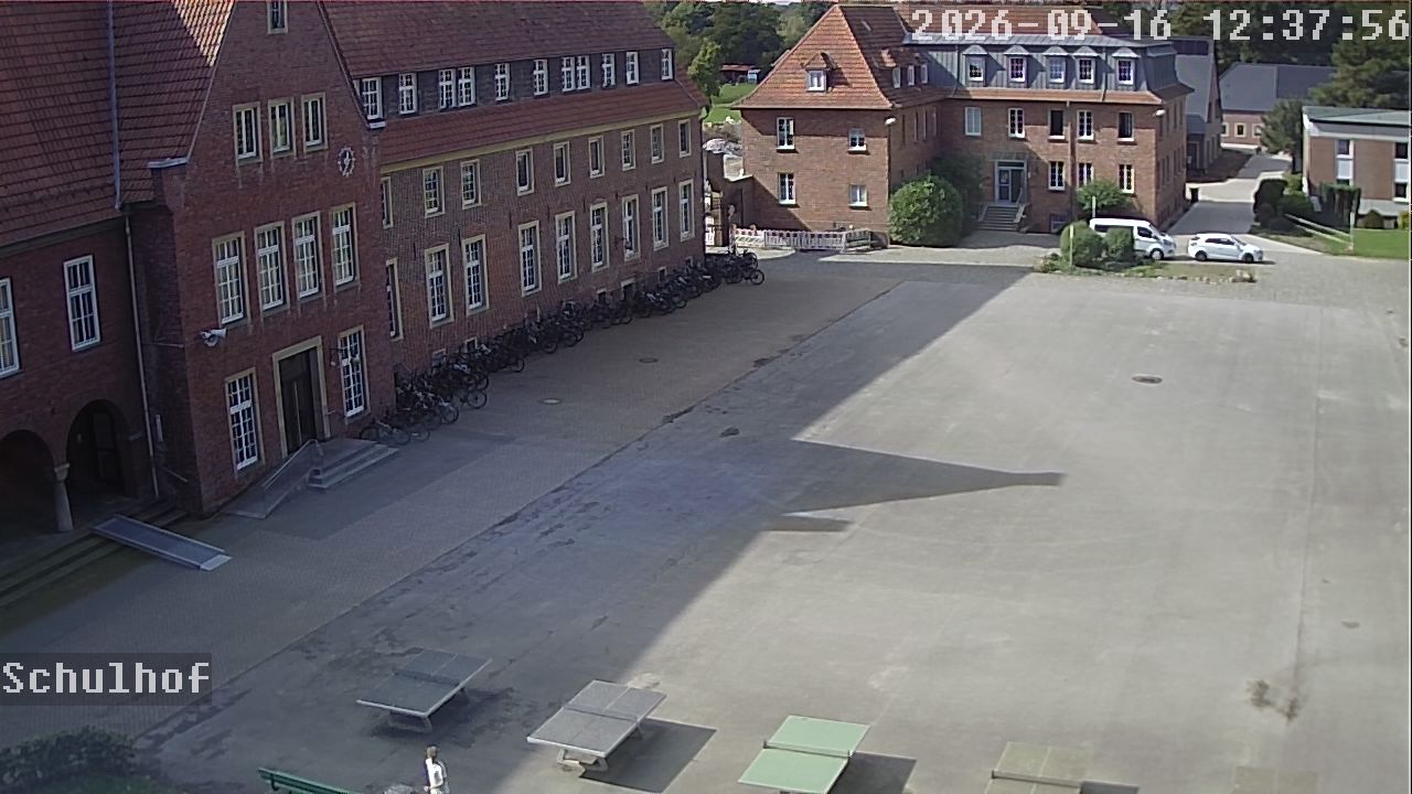 Webcam Schulhof 12:37