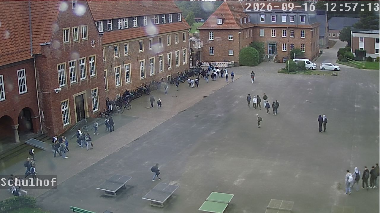 Webcam Schulhof 12:57