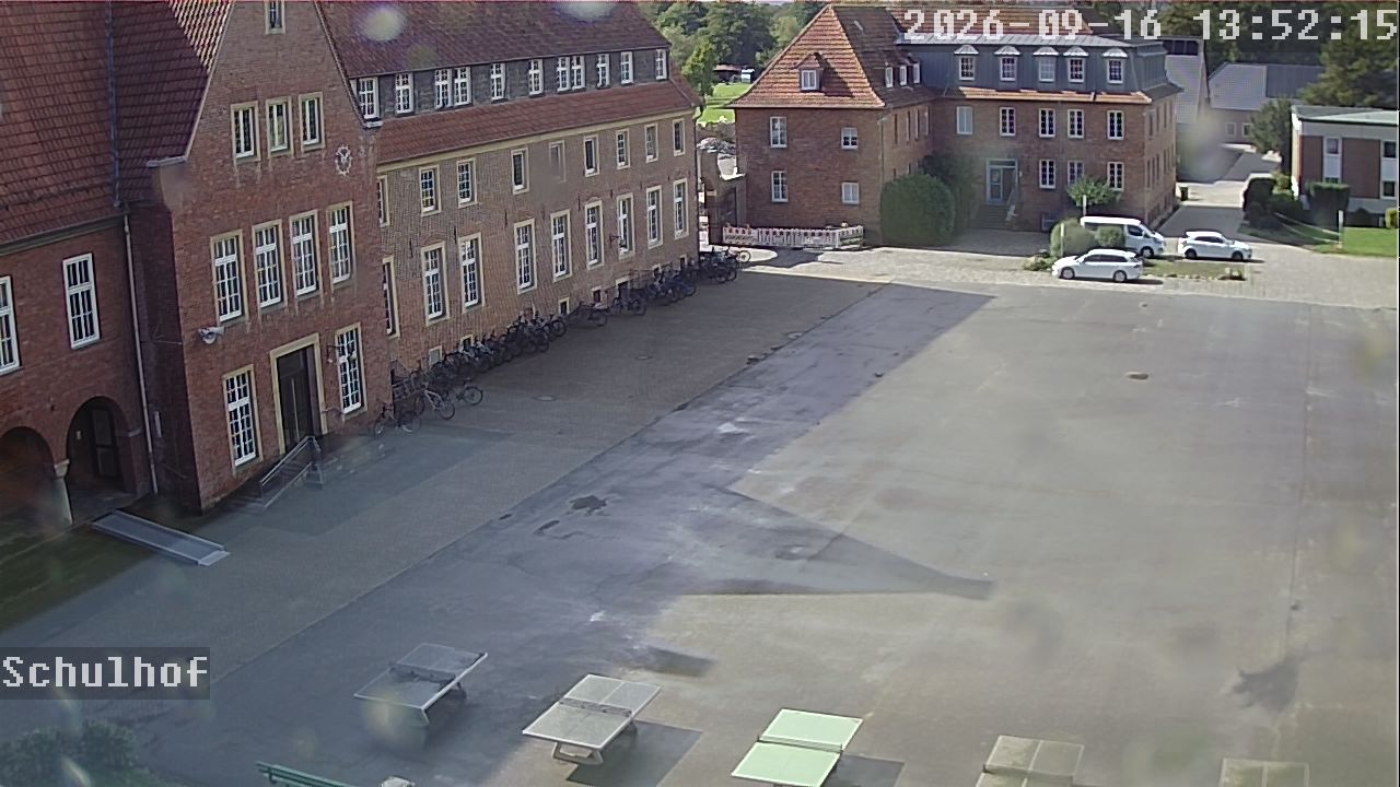 Webcam Schulhof 13:52