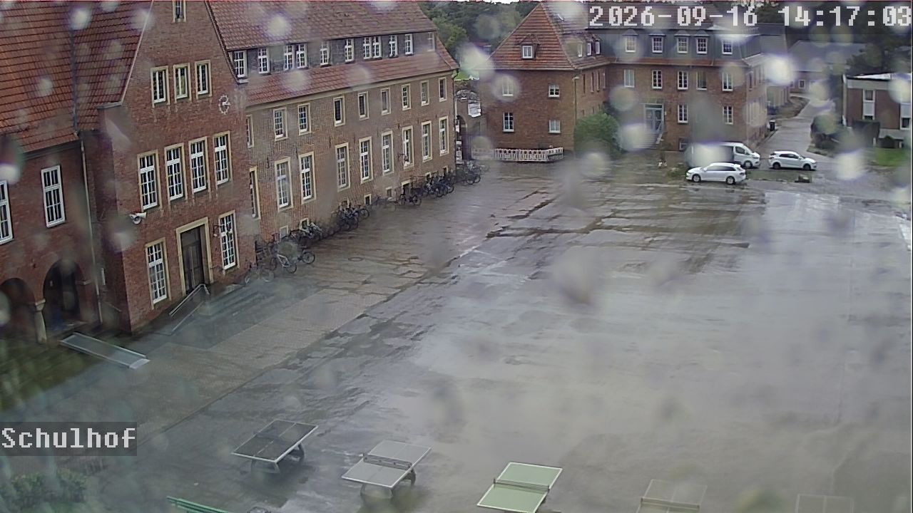 Webcam Schulhof 14:17