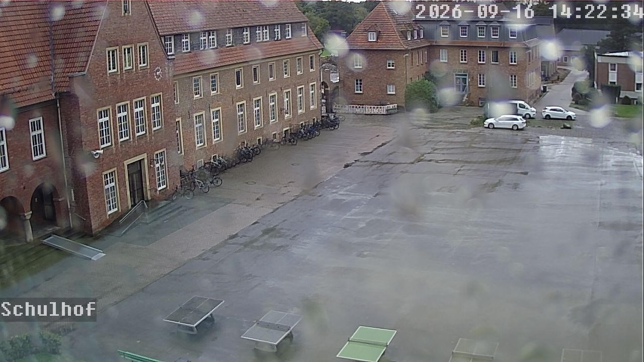 Webcam Schulhof 14:22