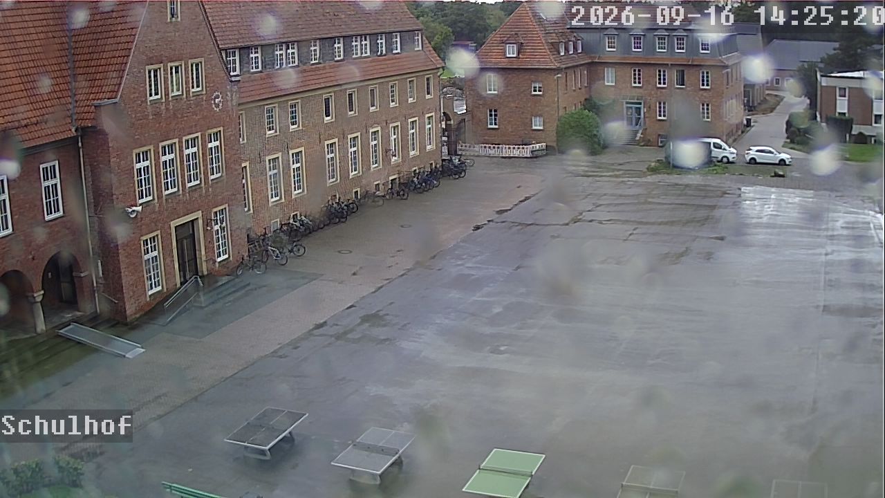 Webcam Schulhof 14:25