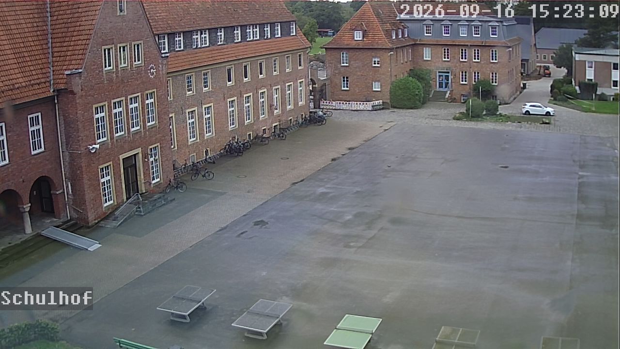Webcam Schulhof 15:23