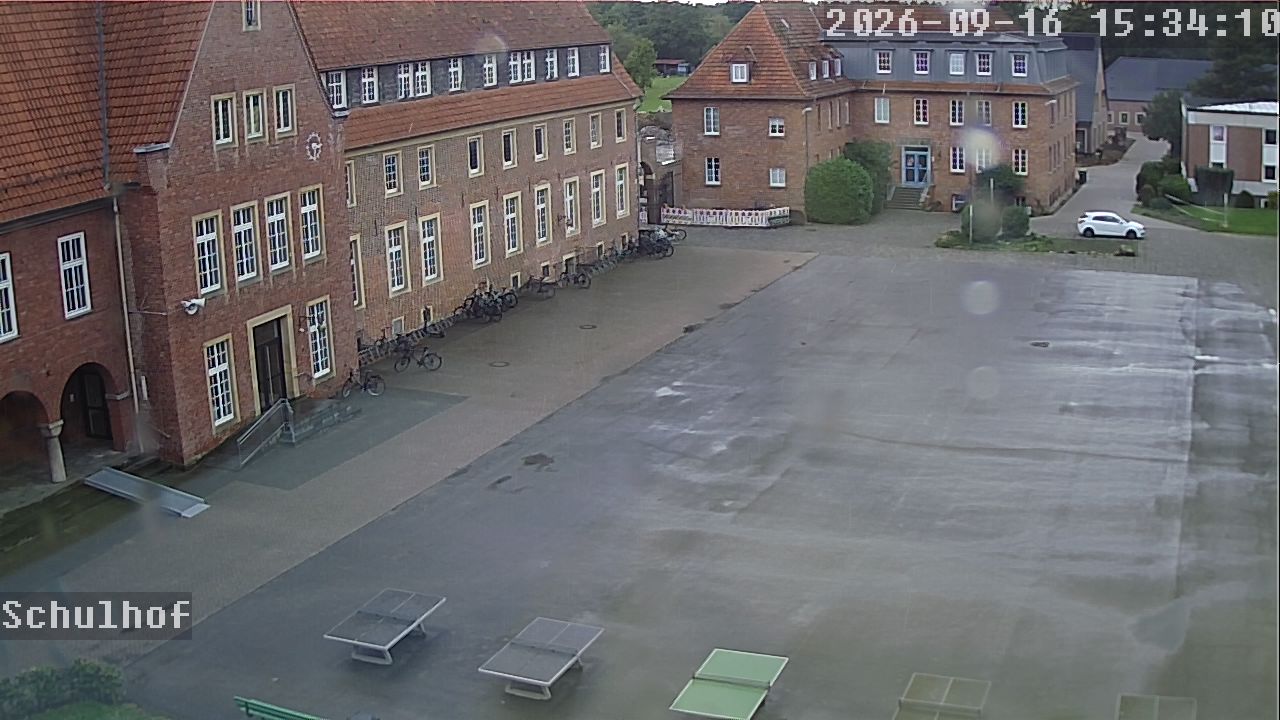Webcam Schulhof 15:34