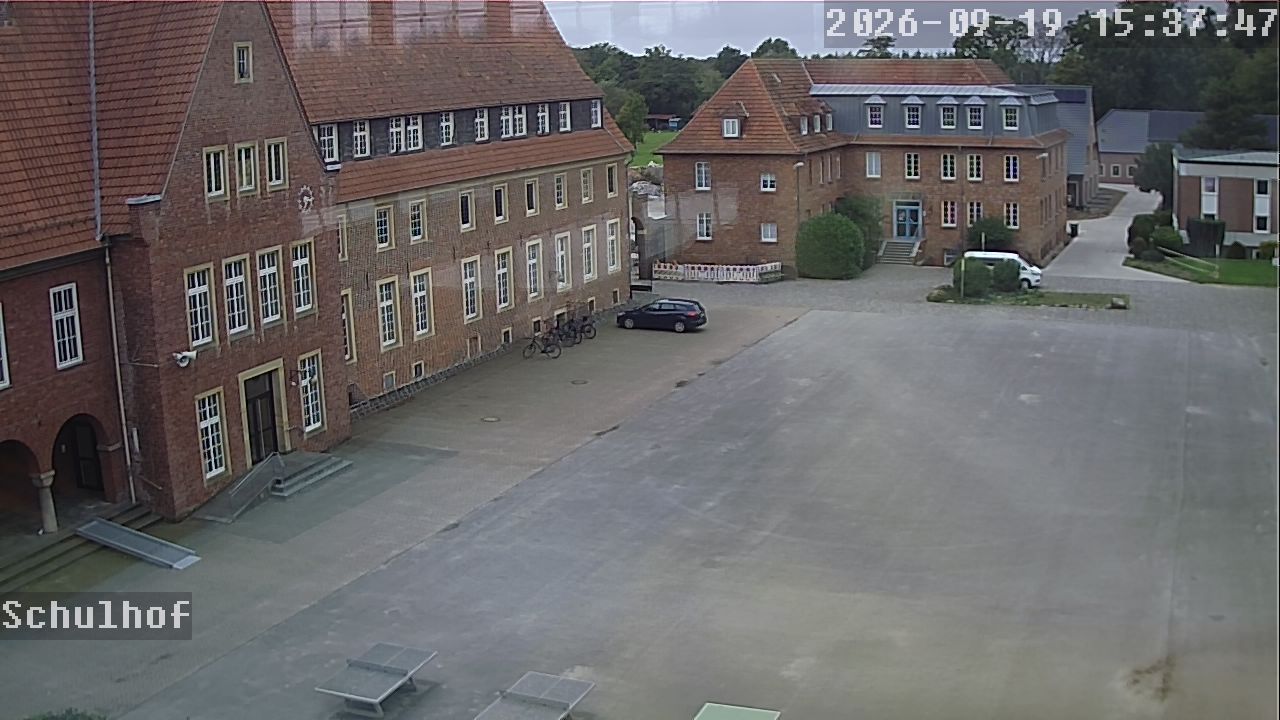 Webcam Schulhof 15:37