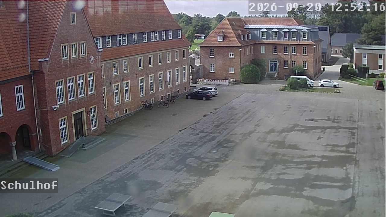 Webcam Schulhof 12:52
