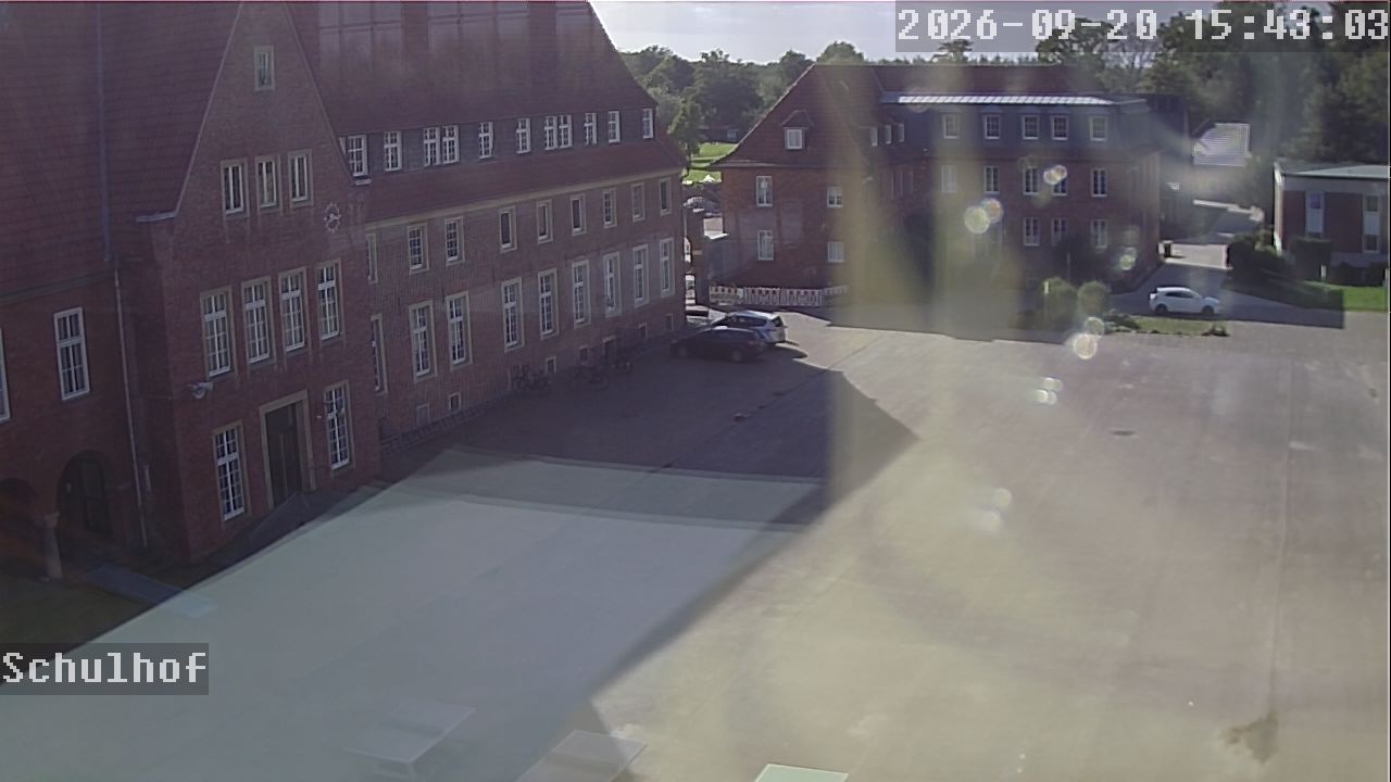 Webcam Schulhof 15:43