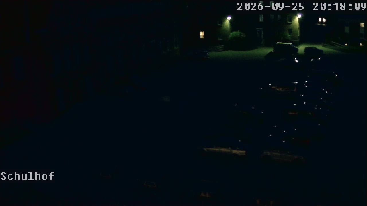Webcam Schulhof 20:18