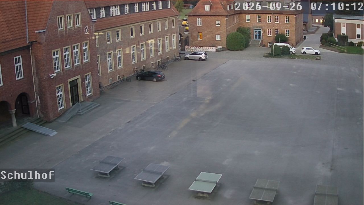 Webcam Schulhof 07:10