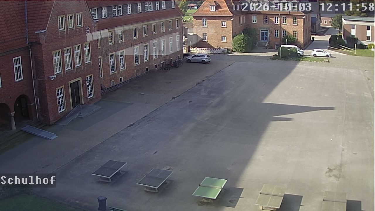Webcam Schulhof 12:12