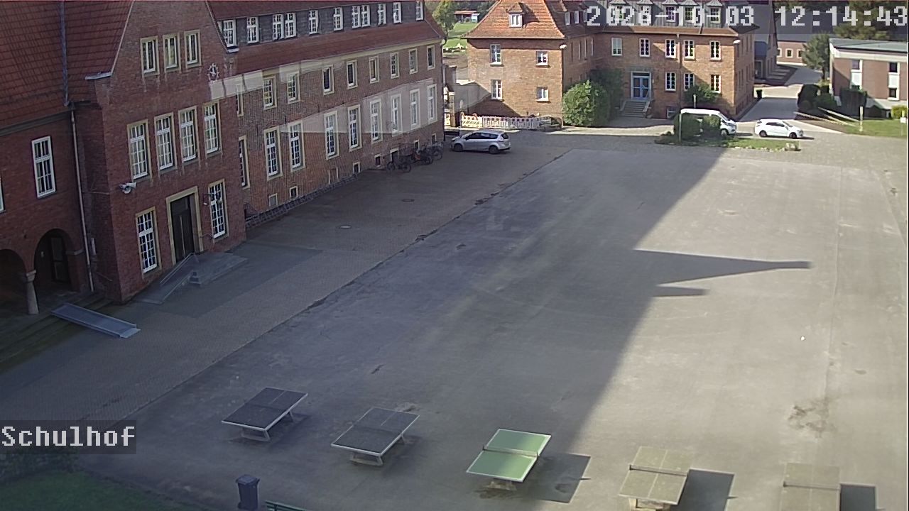 Webcam Schulhof 12:14
