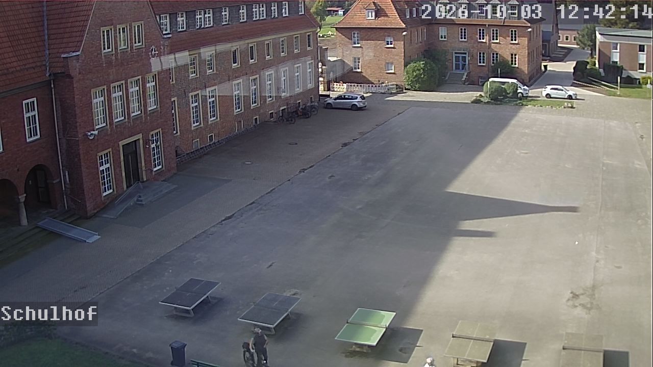 Webcam Schulhof 12:42