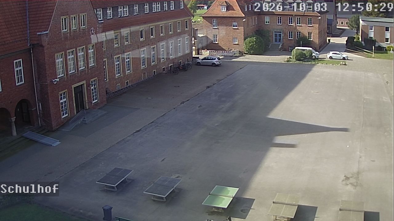 Webcam Schulhof 12:50