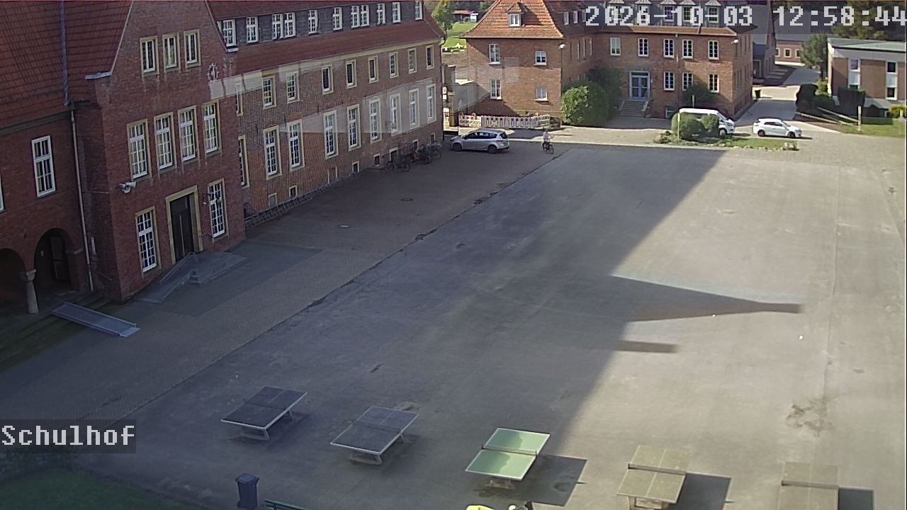 Webcam Schulhof 12:58