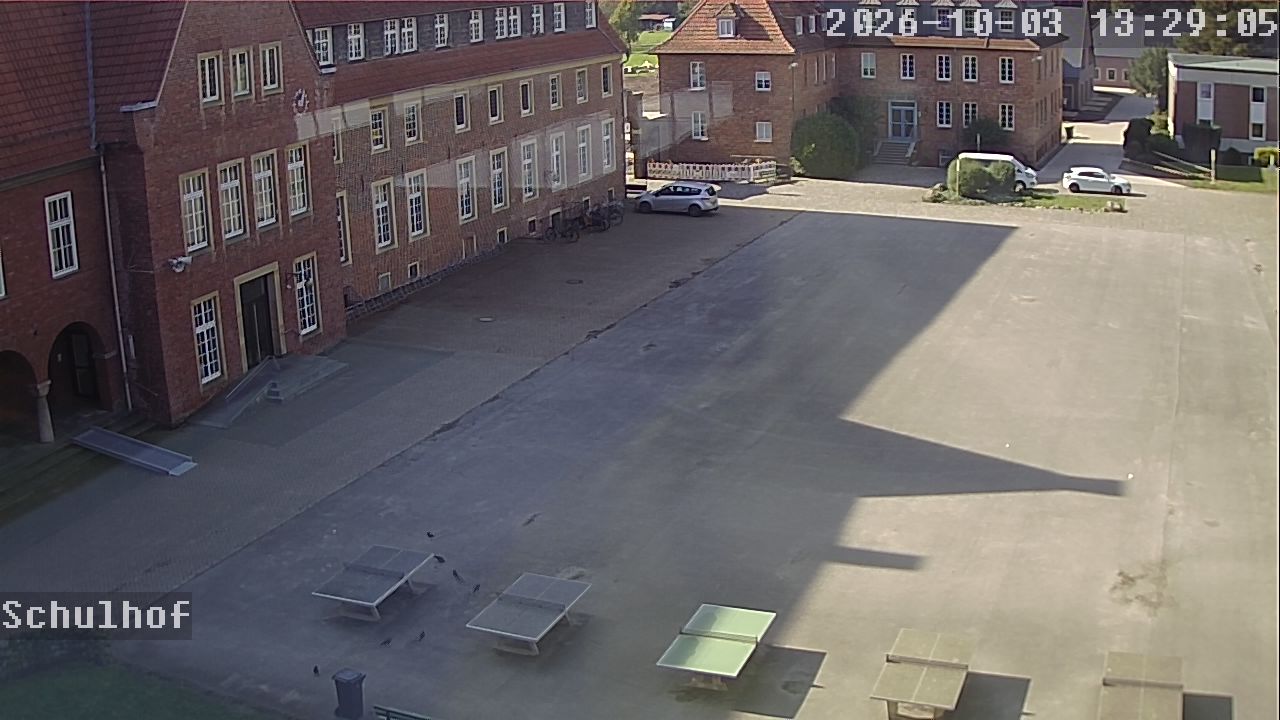 Webcam Schulhof 13:29