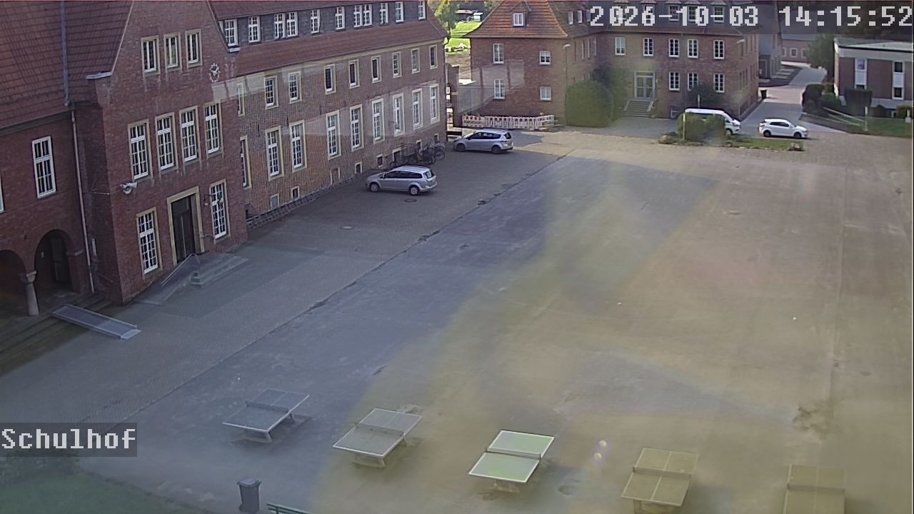 Webcam Schulhof 14:15