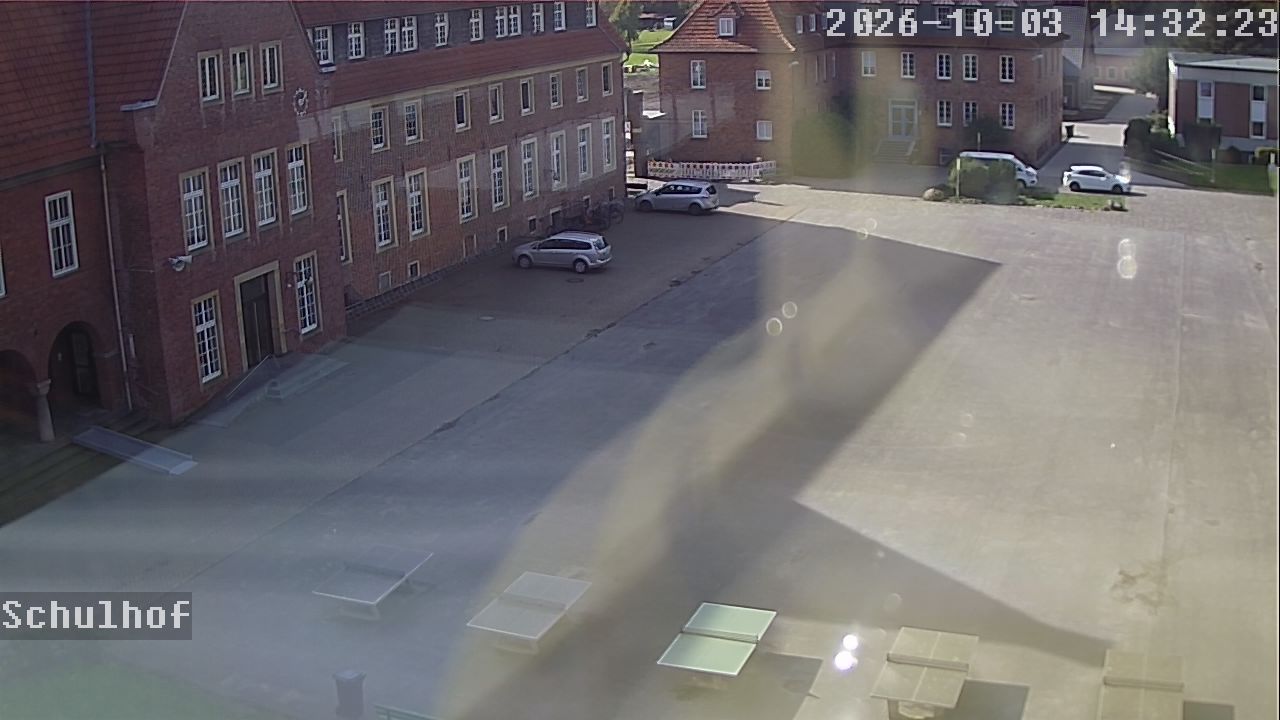 Webcam Schulhof 14:32