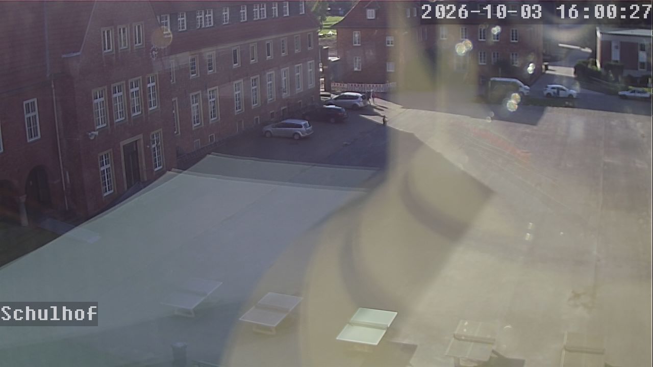Webcam Schulhof 16:00