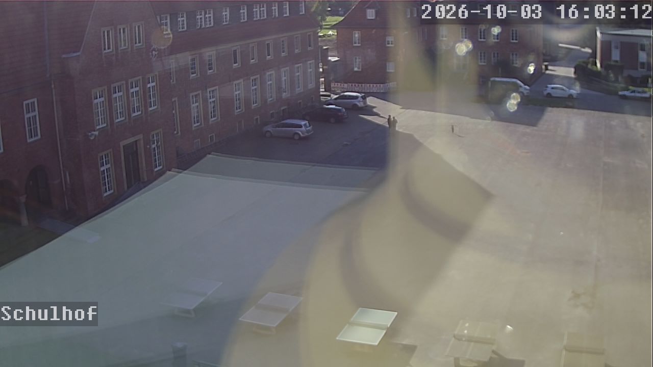 Webcam Schulhof 16:03