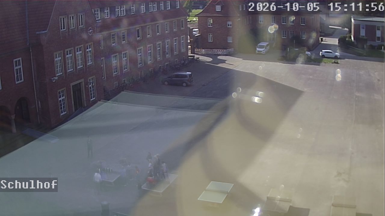 Webcam Schulhof 15:11