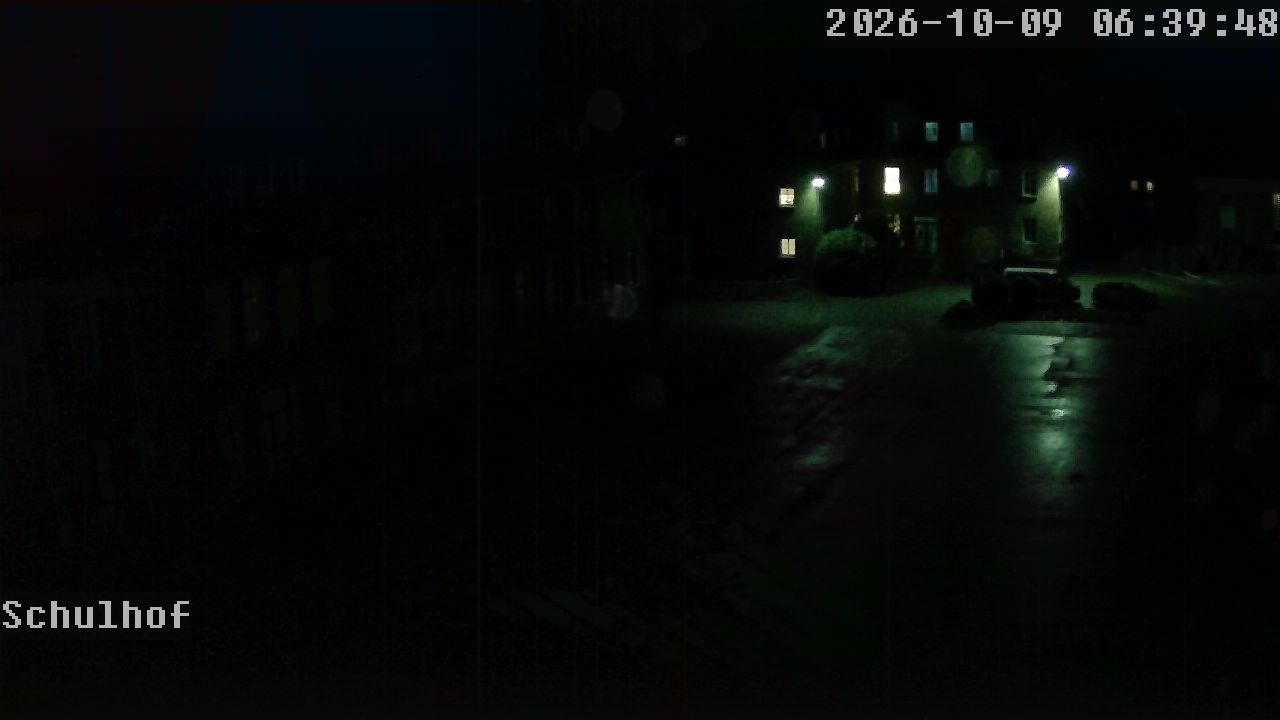 Webcam Schulhof 06:39