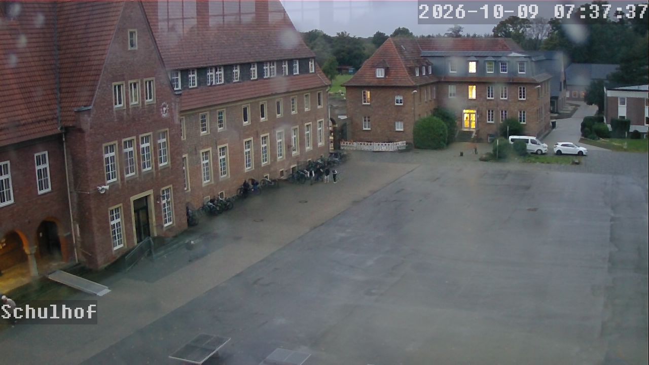 Webcam Schulhof 07:37