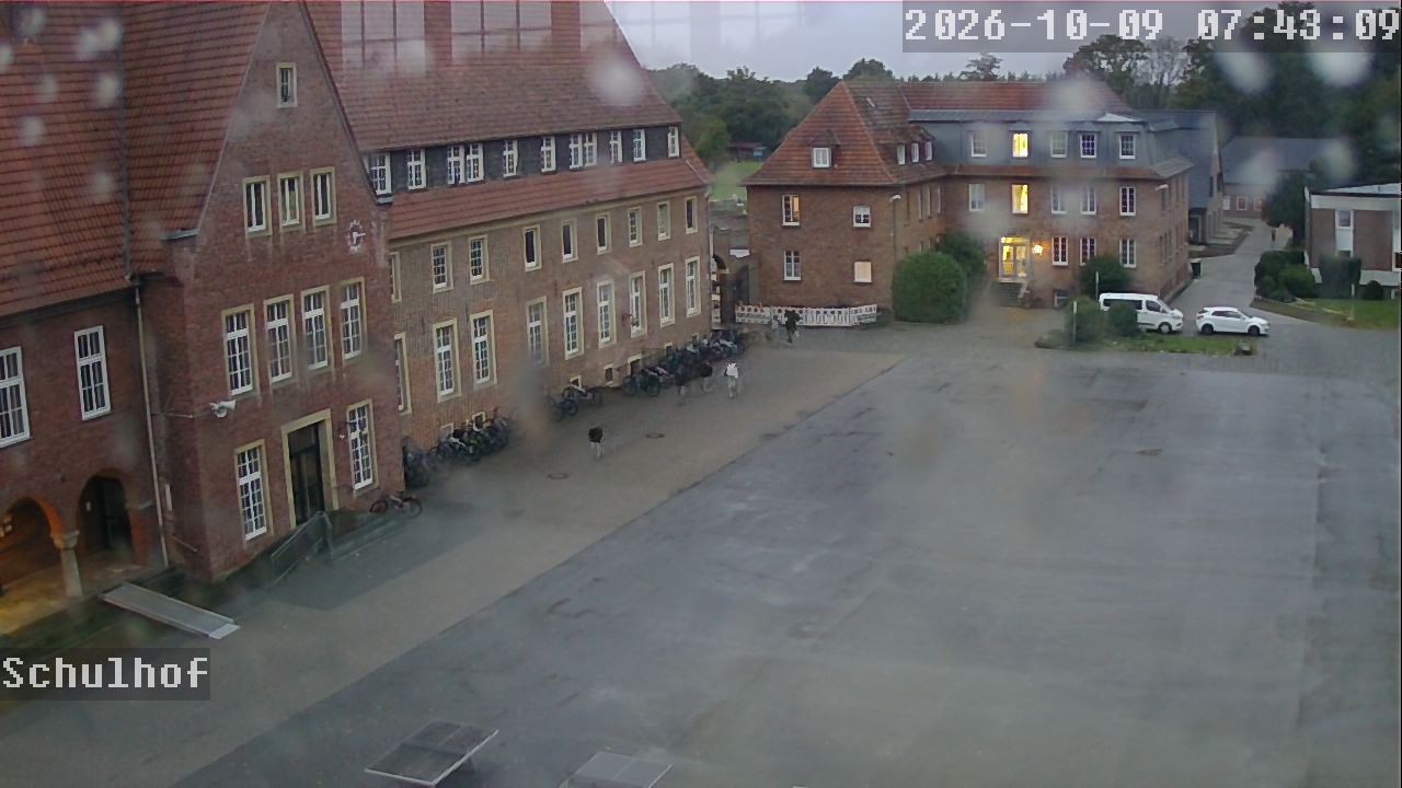 Webcam Schulhof 07:43