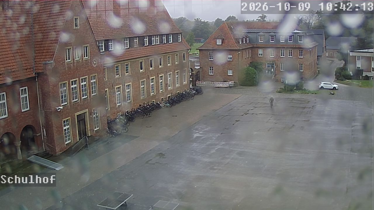 Webcam Schulhof 10:42