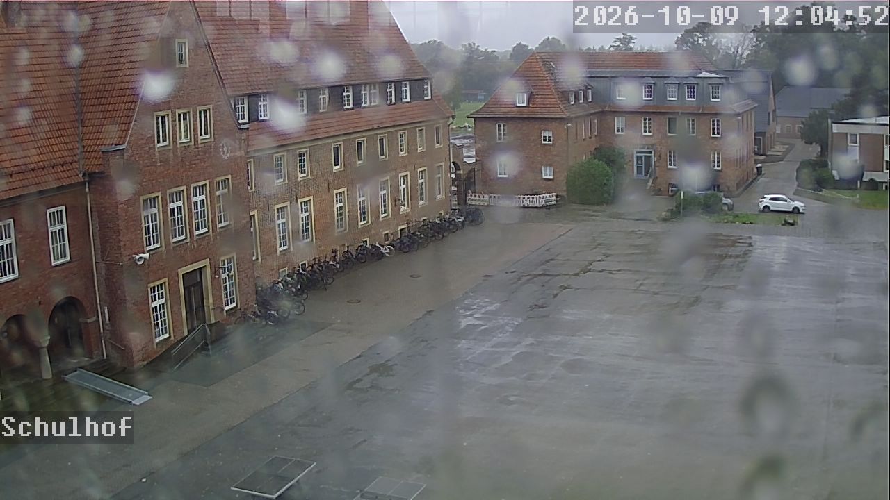 Webcam Schulhof 12:04