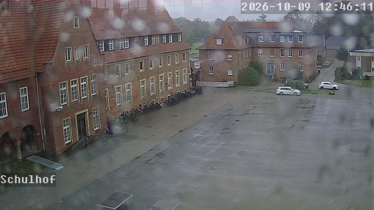 Webcam Schulhof 12:46
