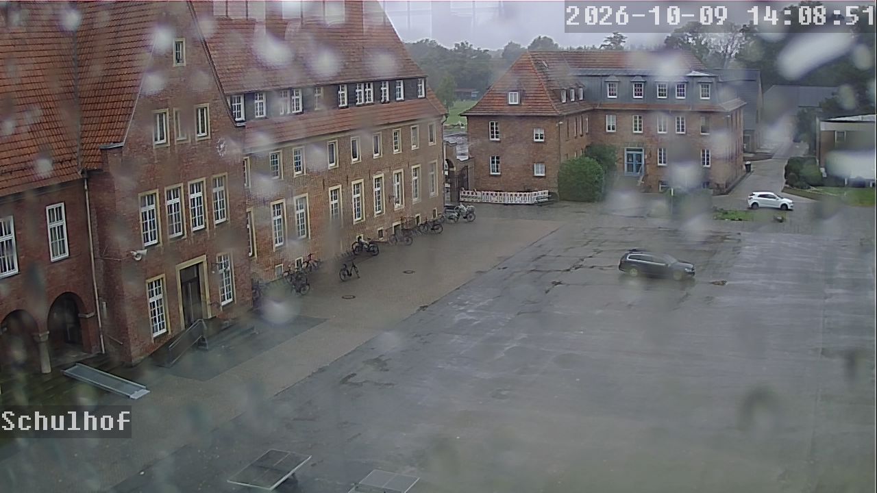 Webcam Schulhof 14:08