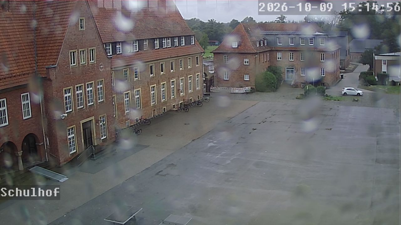 Webcam Schulhof 15:14