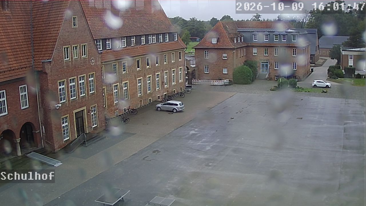 Webcam Schulhof 16:01