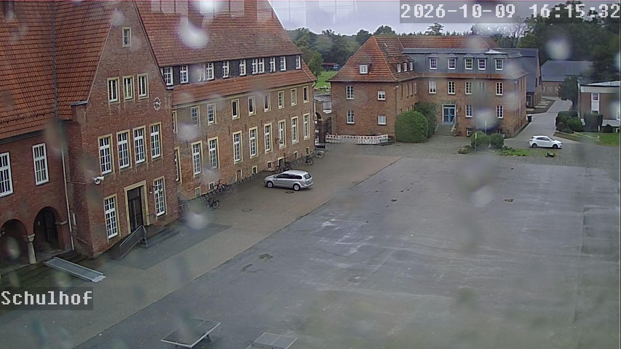 Webcam Schulhof 16:15