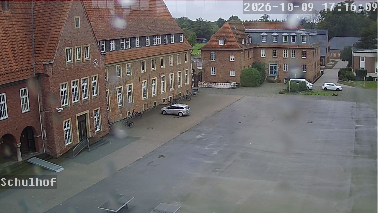 Webcam Schulhof 17:16