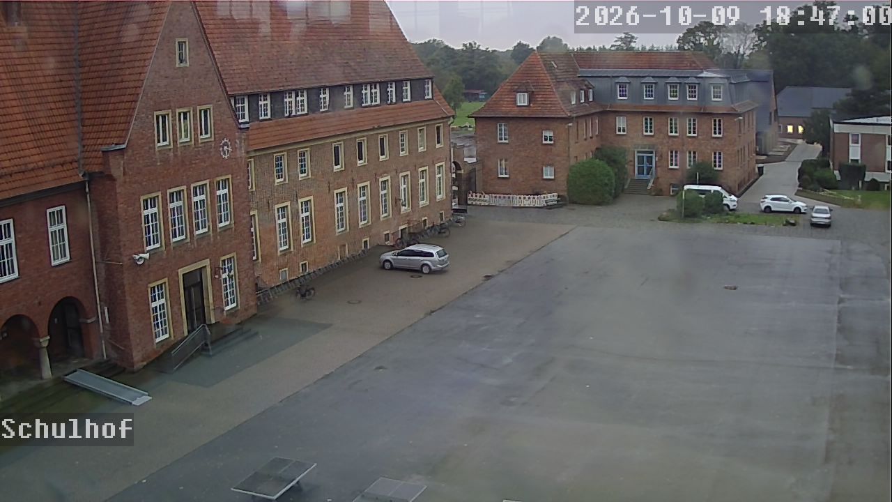 Webcam Schulhof 18:47