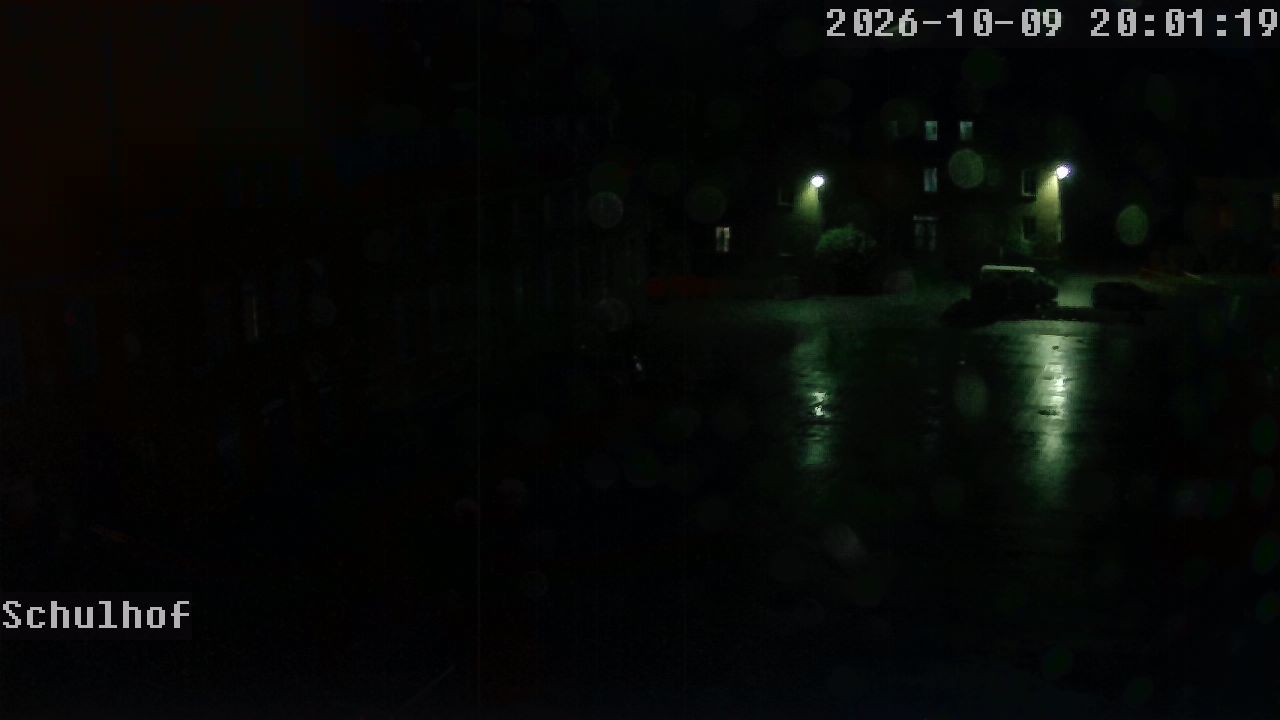 Webcam Schulhof 20:01