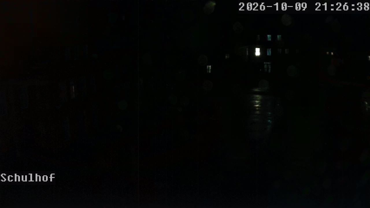 Webcam Schulhof 21:26