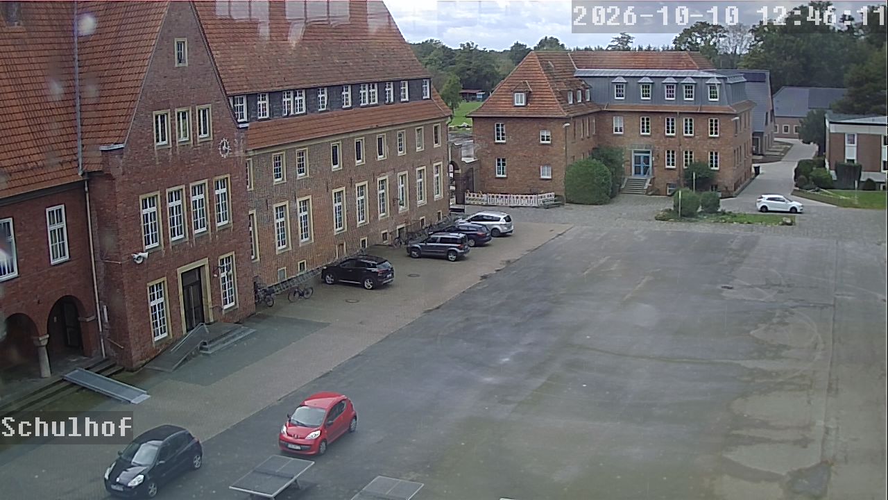 Webcam Schulhof 12:46