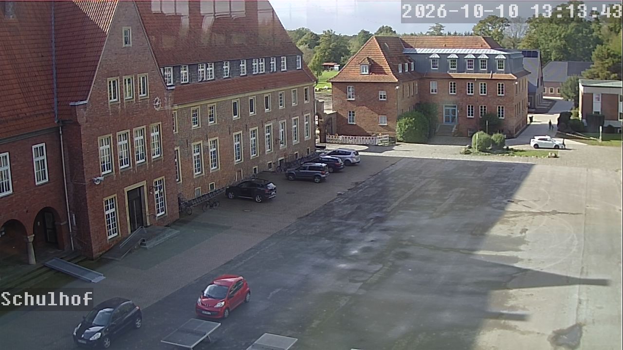 Webcam Schulhof 13:13
