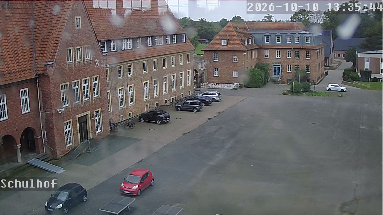Webcam Schulhof 13:35