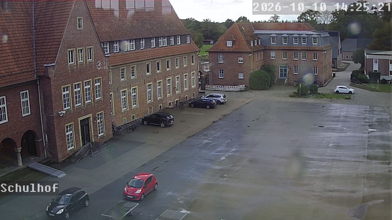 Webcam Schulhof 14:25