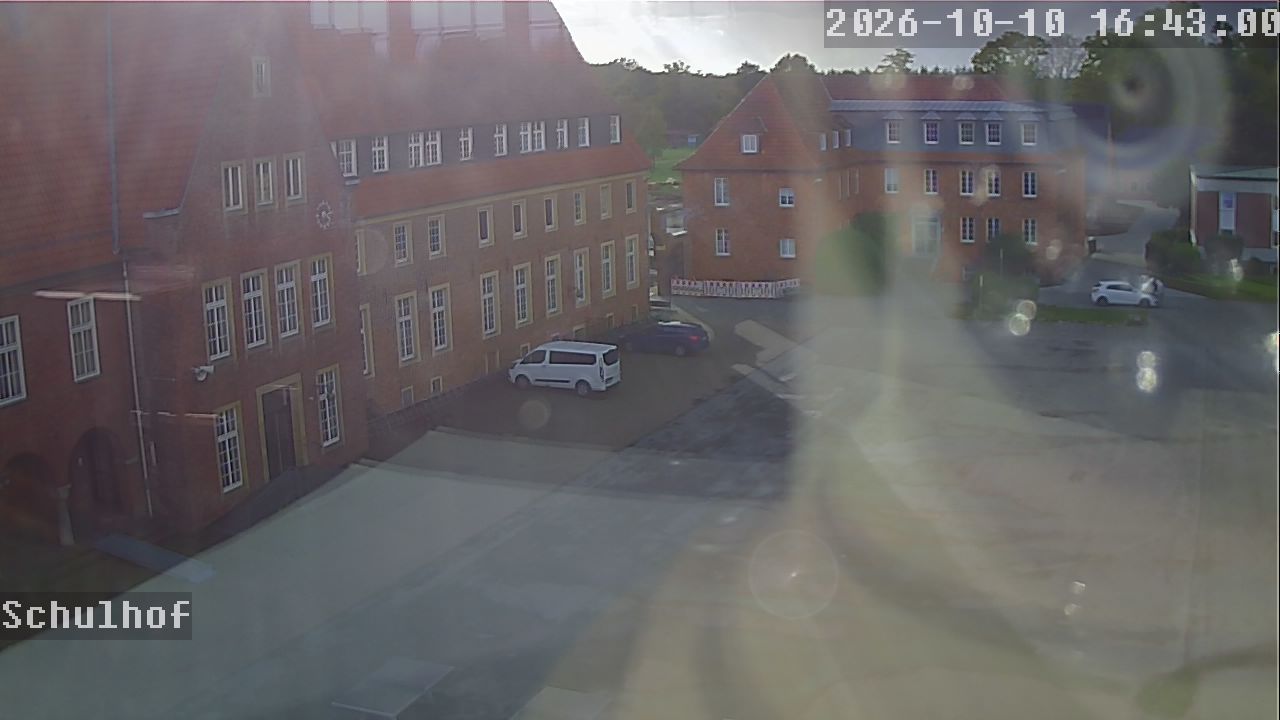Webcam Schulhof 16:43