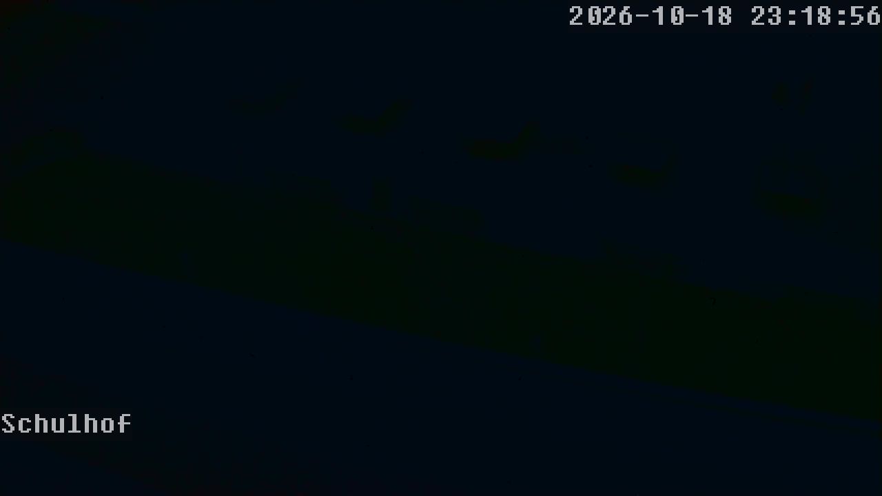 Webcam Schulhof 23:18