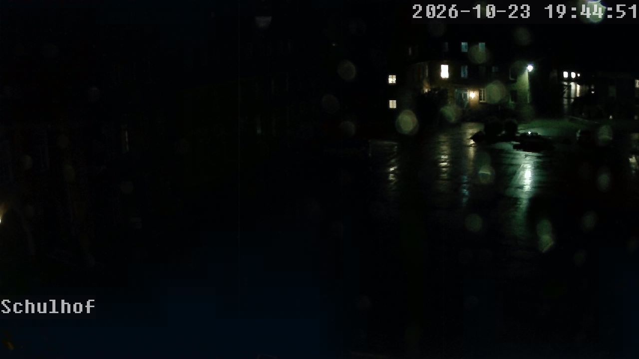 Webcam Schulhof 19:44