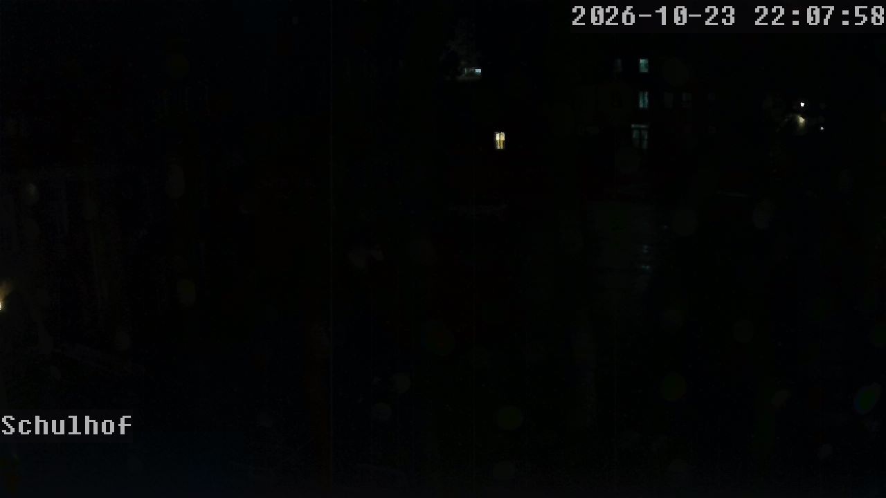 Webcam Schulhof 22:08
